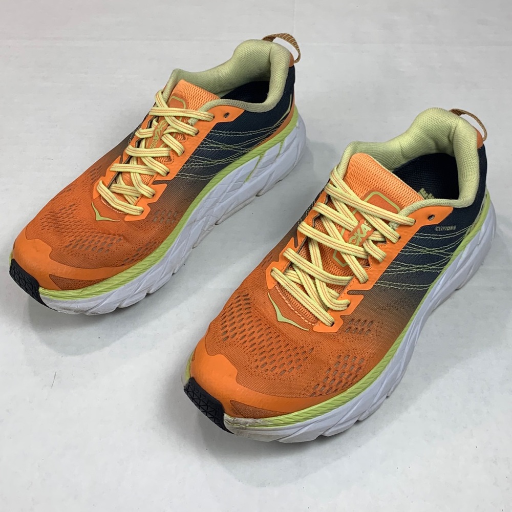 Hoka One One Clifton Size Men's Size 7